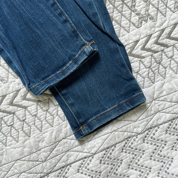 New York and Company Super Stretchy Skinny Jeans Size 6 - Picture 10 of 12